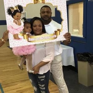 Meet your Posher, Fatima